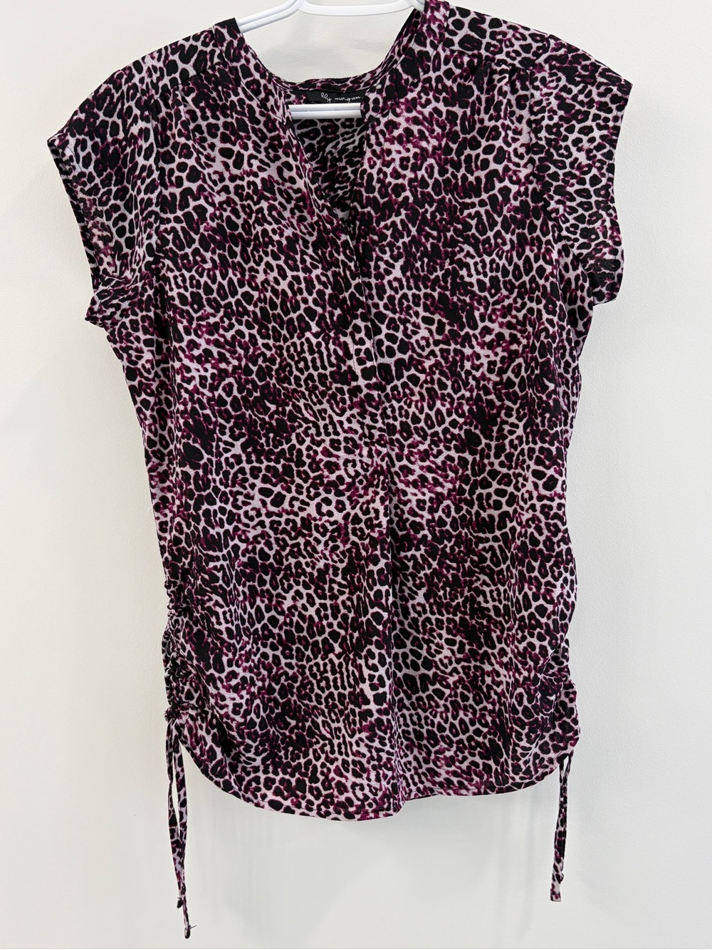 Sleeveless Pink/Purple Leopard Print V-Neck Top - Small